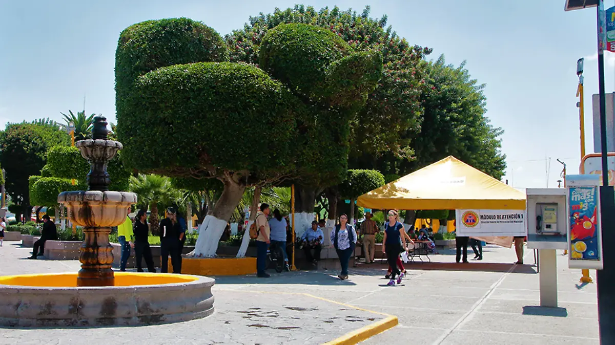 Plaza-principal-Soledad