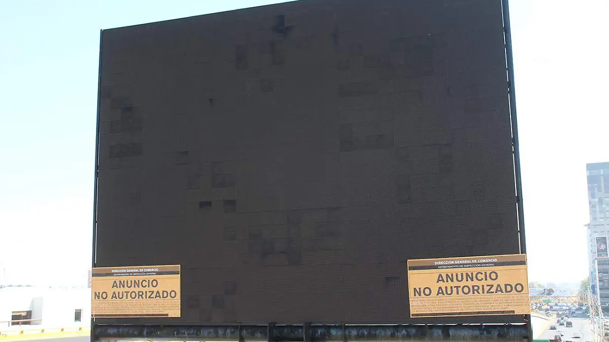 DIR COMERCIO CLAUSURA DE ESPECTACULARES 1