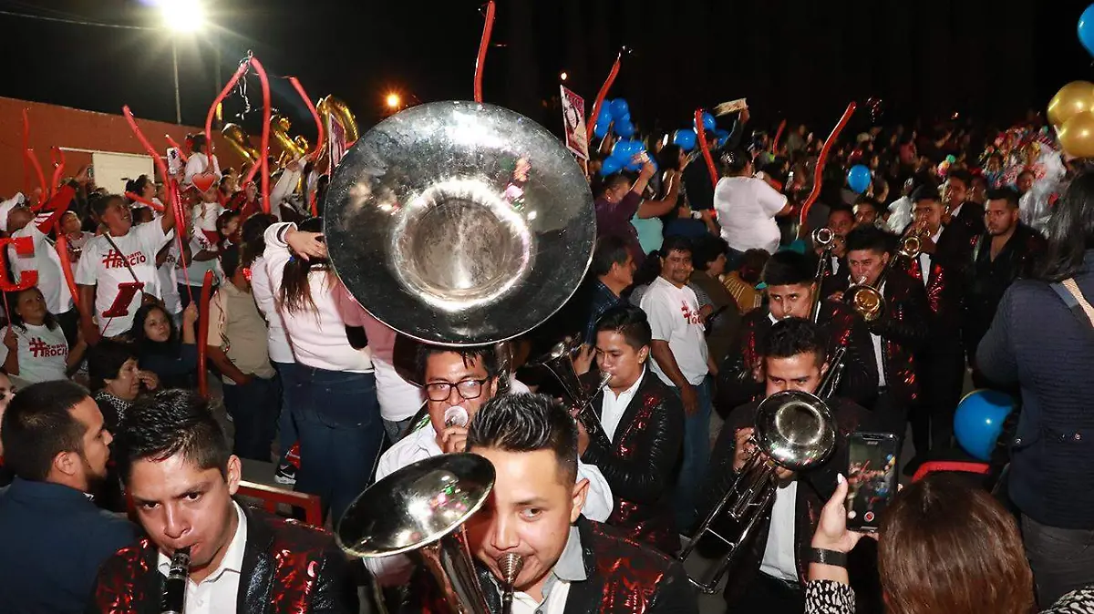 HOY INICIA LA FERIA REG DE VILLA D POZOS 2