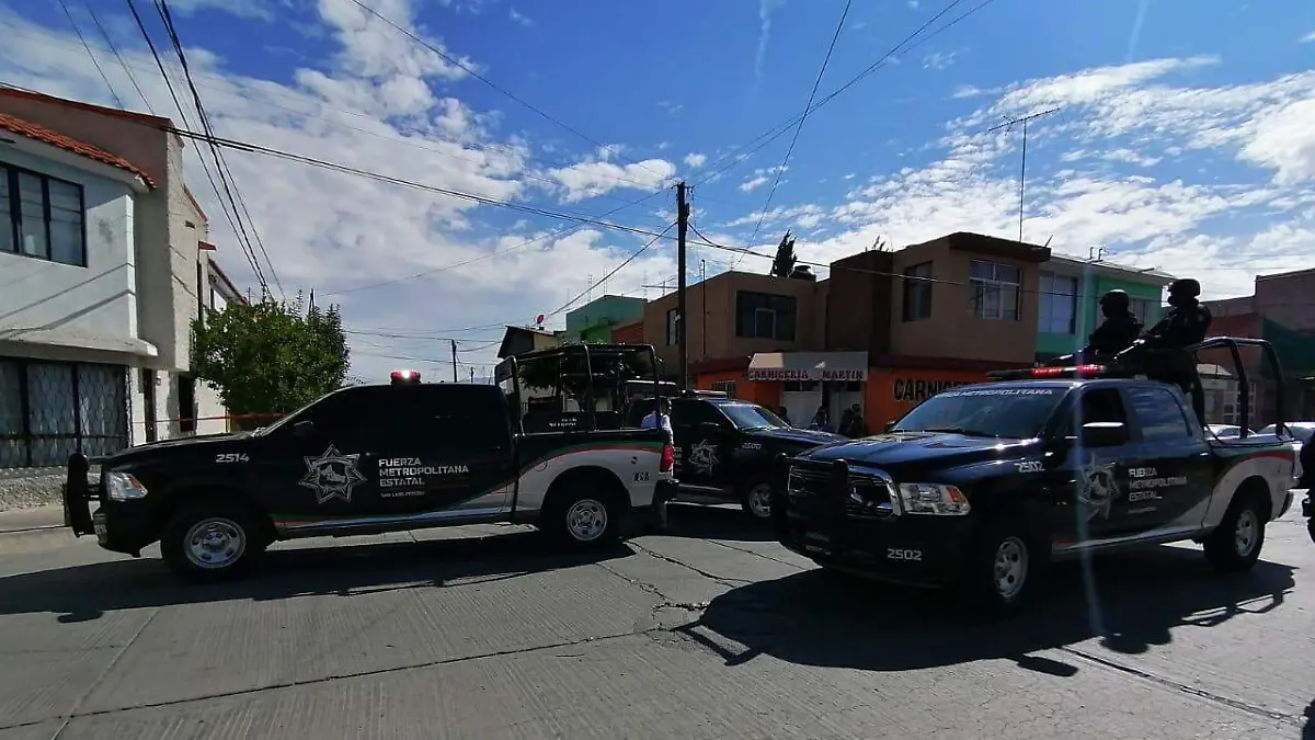 policias
