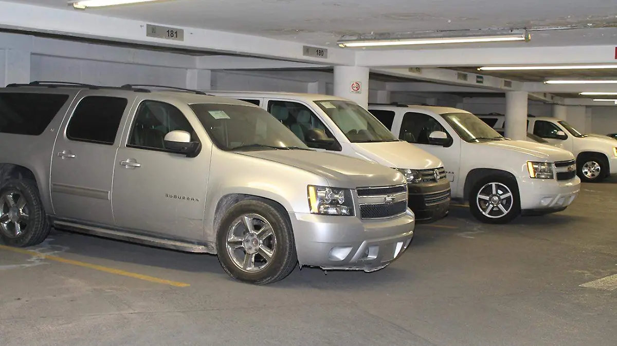 CAMIONETAS D ALTA GAMA 3