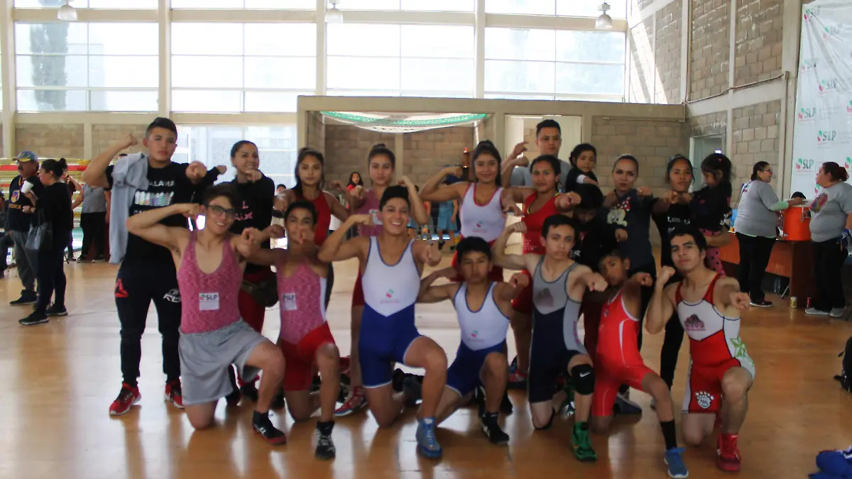 ESTATAL DE LUCHAS A.