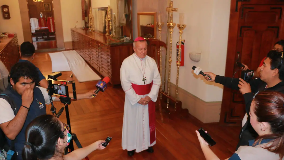 arzobispo carlos cabrero (2)