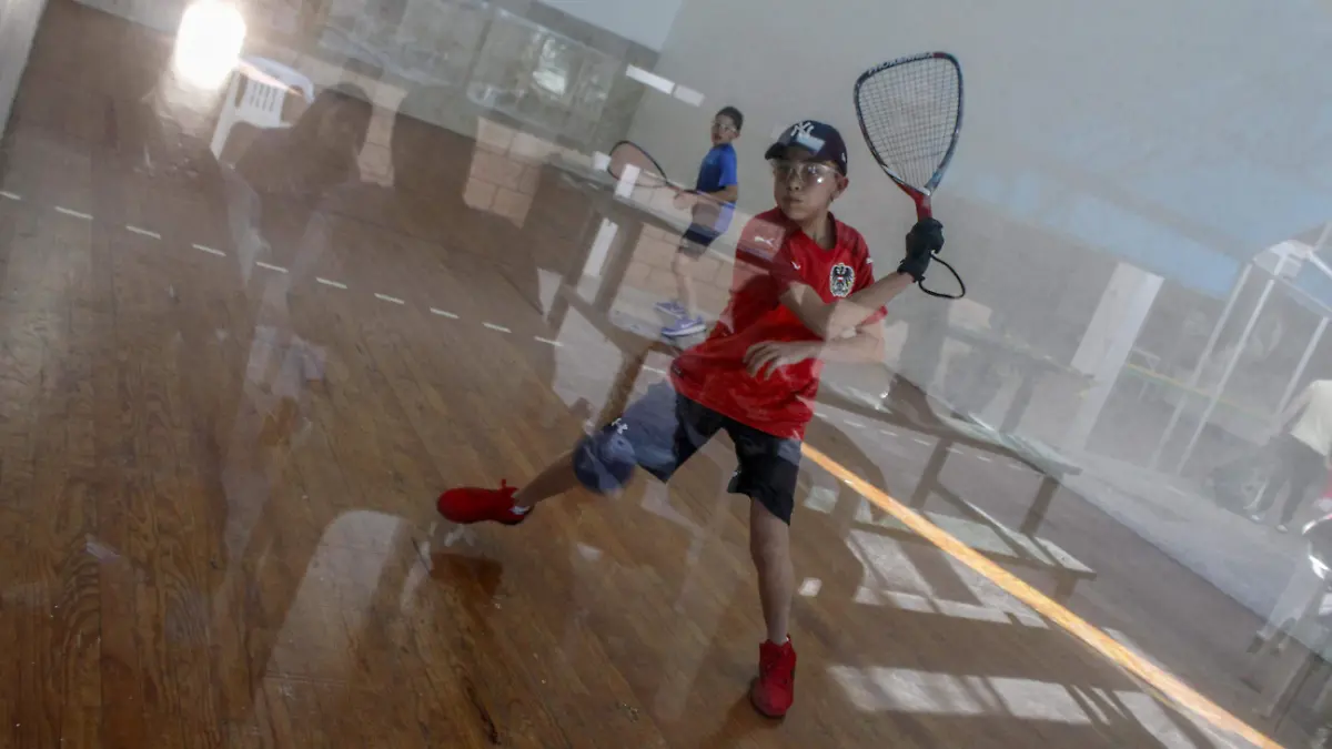 RAQUET (1)