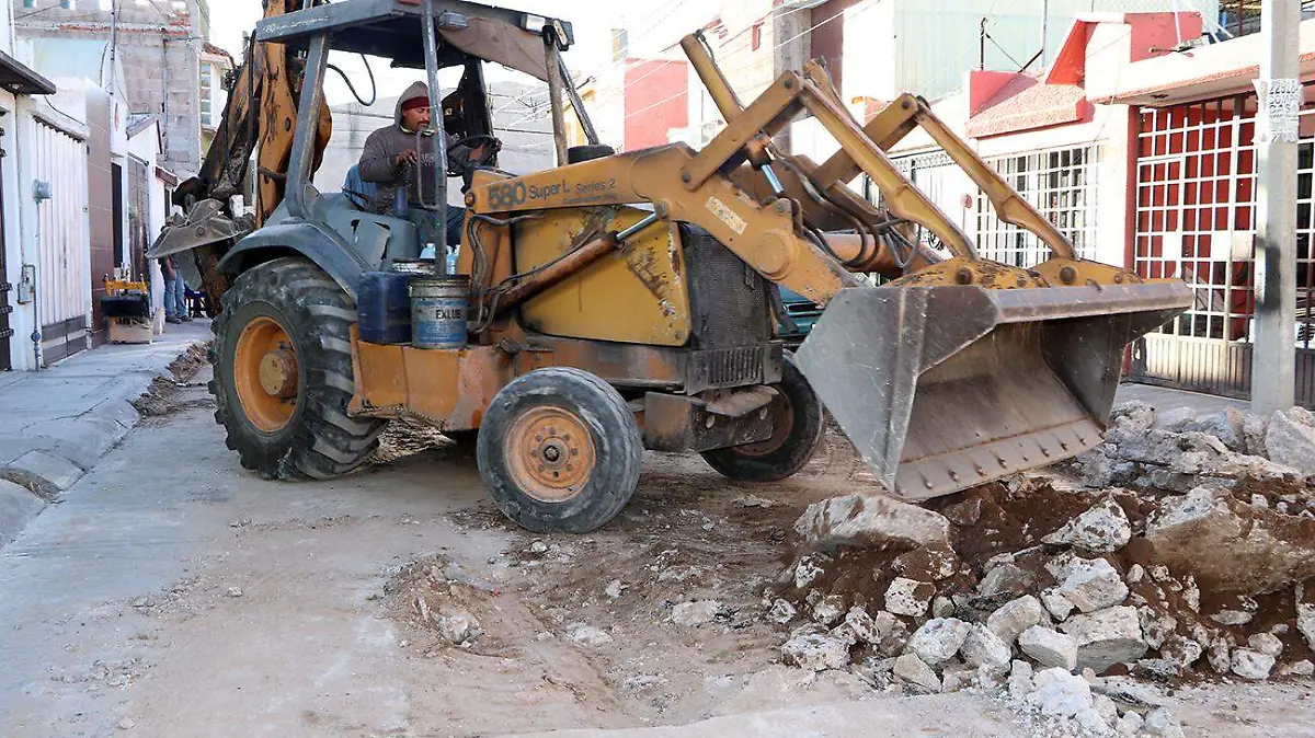 SE TERMINARAN OBRAS EN TIEMPO Y FORMA  2