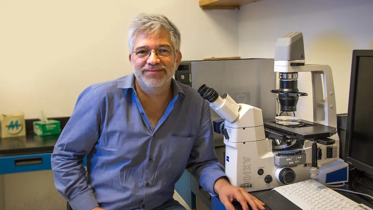Dr. Alejandro De las Peñas