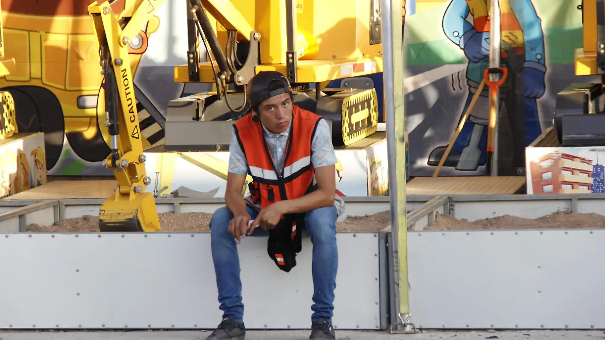trabajador, industria, empleo (1)
