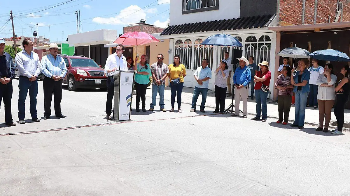 ENTREGA DE CALLE EN COL. B. ANAYA 1