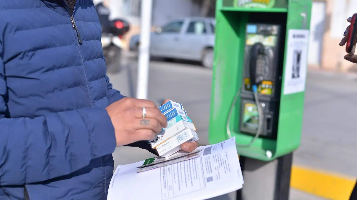 desabasto de medicamento