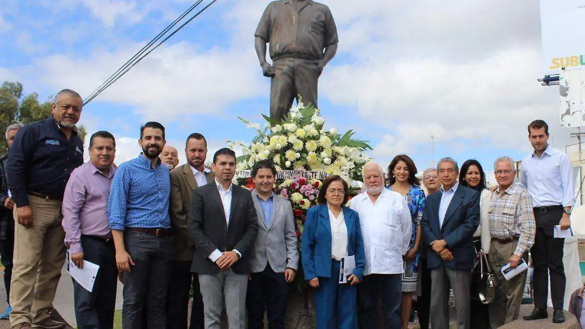 Homenaje a Clouthier