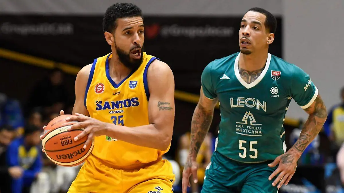 B SANTOS VS LEÓN  (1)