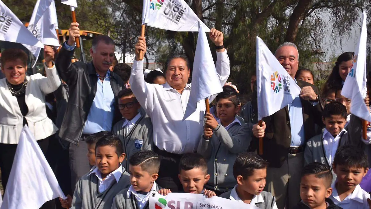 construcción de planteles educativos (2)