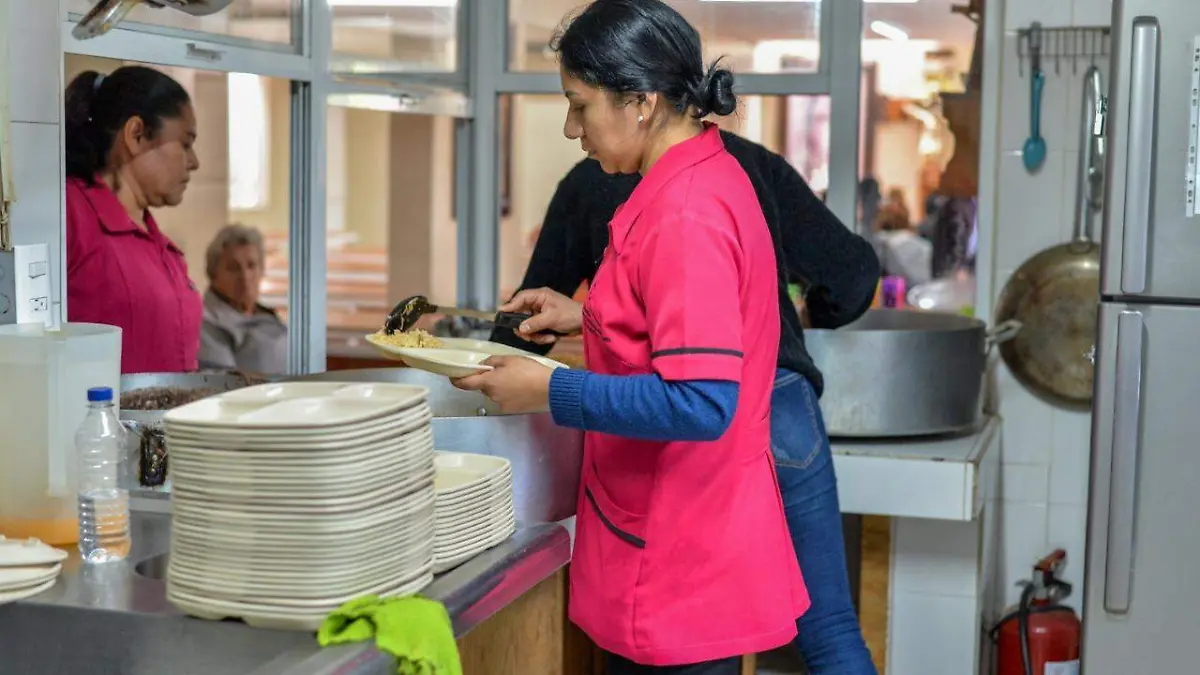 Albergue-Comedor del Hospital Central  (7)