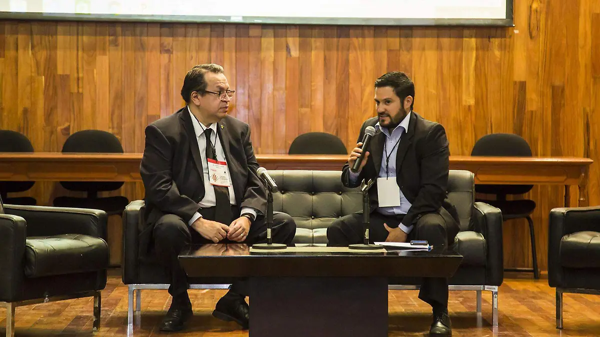 CONFERENCIA DELITOS INFORMATICOS ALBERTO NAVA GARCES UASL1376 (4)