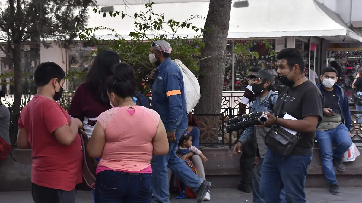 016Pasaje Hidalgo gente_ NARC