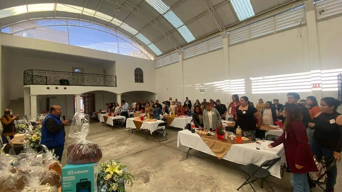 1eb2d00a-8f2b-447f-af37-e633a63d2786