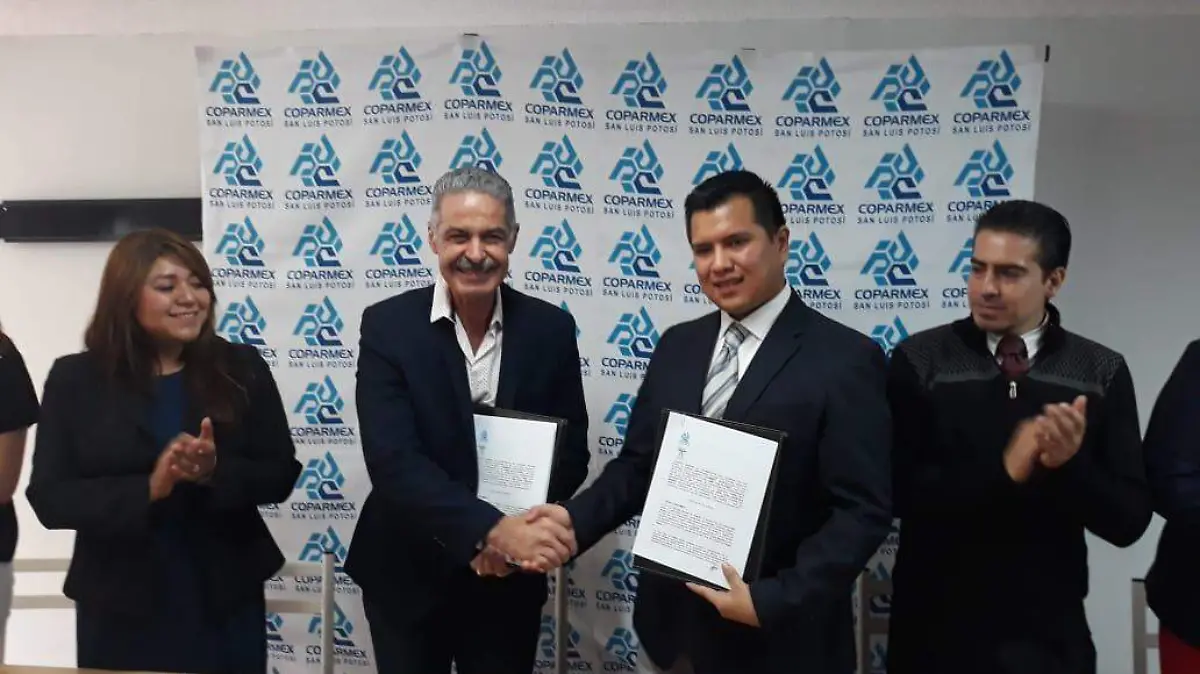 Firman convenio Coparmex