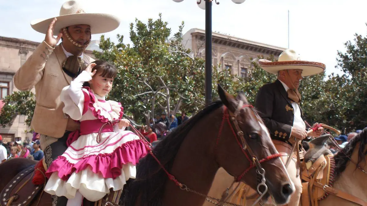 desfile 20 de noviembre  (2)
