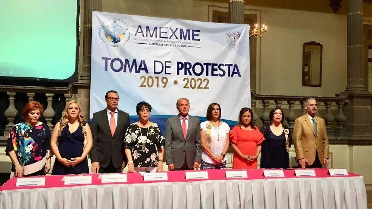 Toma protesta AMEXME