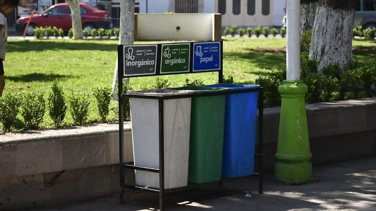 203ad970-08fc-4275-a8df-a9745fb3069b