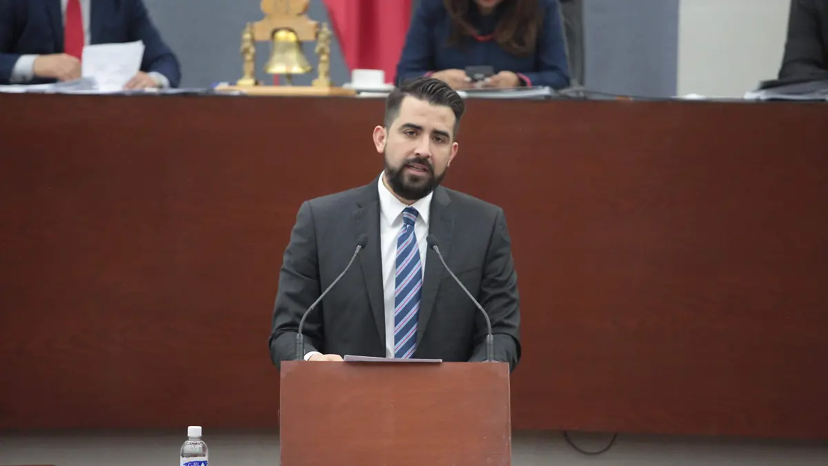 el presidente de la Comisión de Justicia, Rubén Guajardo Barrera
