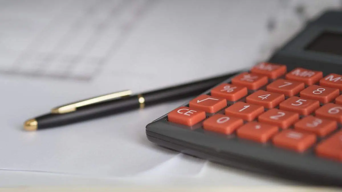 business_calculator_calculation_insurance_finance_accounting_pen_investment-708491