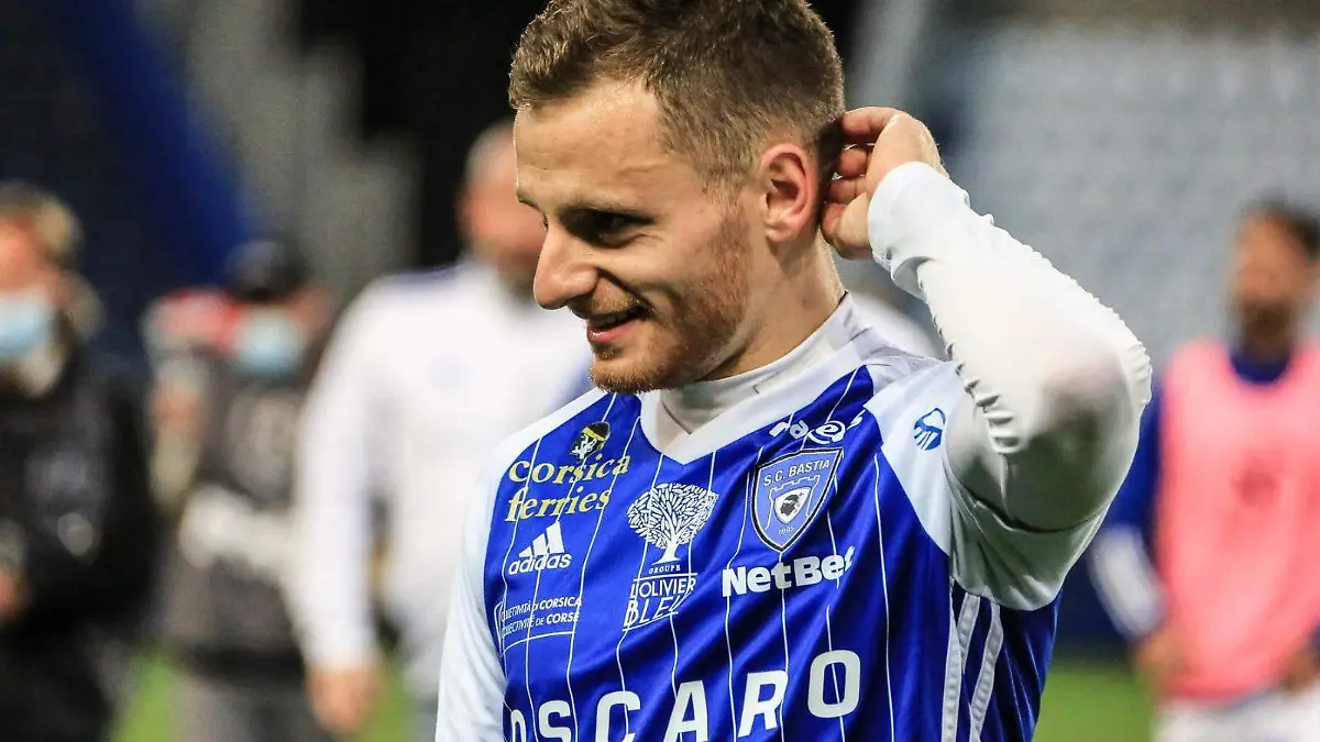 89487913-24cb-42bb-b827-da6b12c8ba48