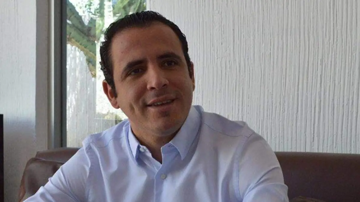 a favor xavier azuara 1