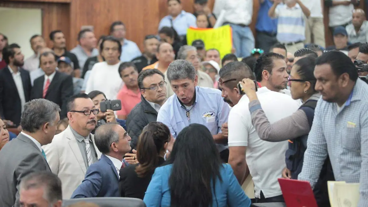 Taxistas “extraditables” (2)