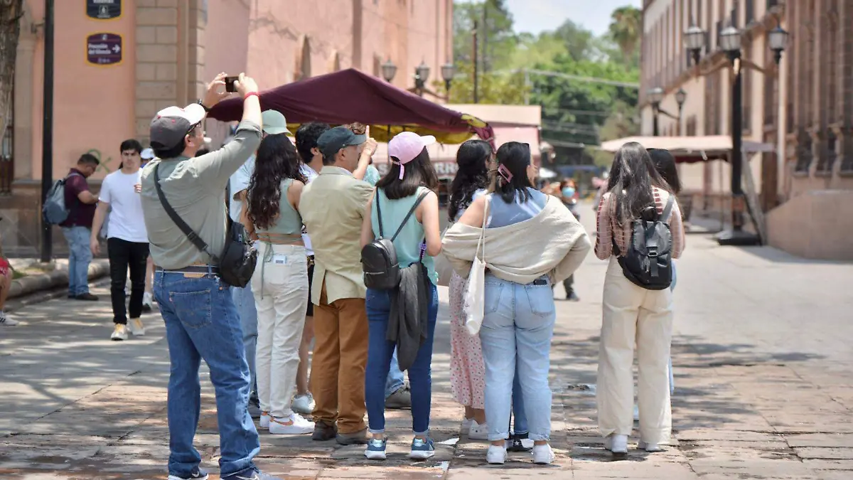 5e9caa93-af61-413e-af94-2b43fd380670