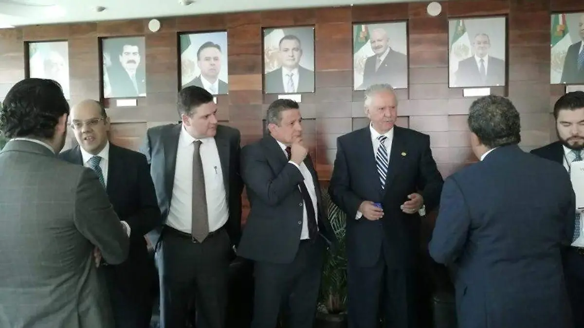 reunion conatram con alfonso durazo