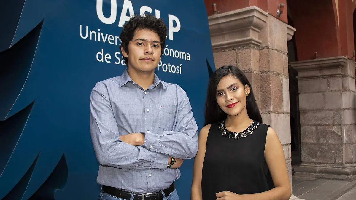 KRISTAL ENRIQUEZ Y GUILLERMO FLORES GANADORES DE COPA SCIENCE DE MEXICO IMG_8410 (1)