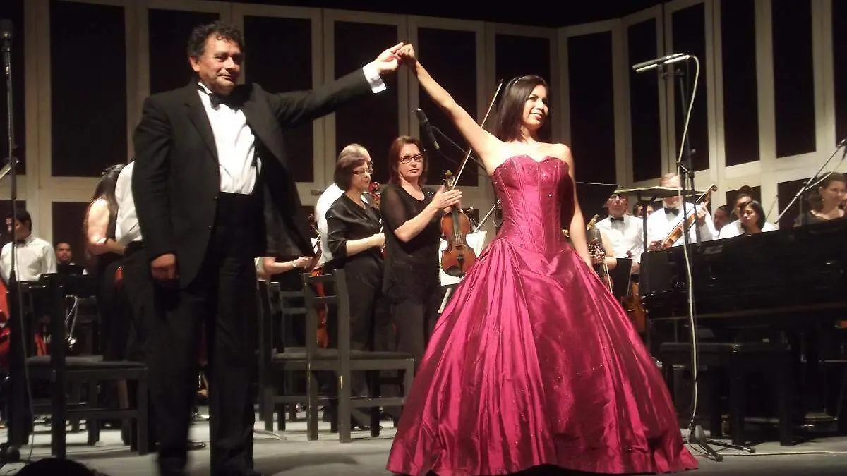 Alain del Real y Alejandra Sandoval