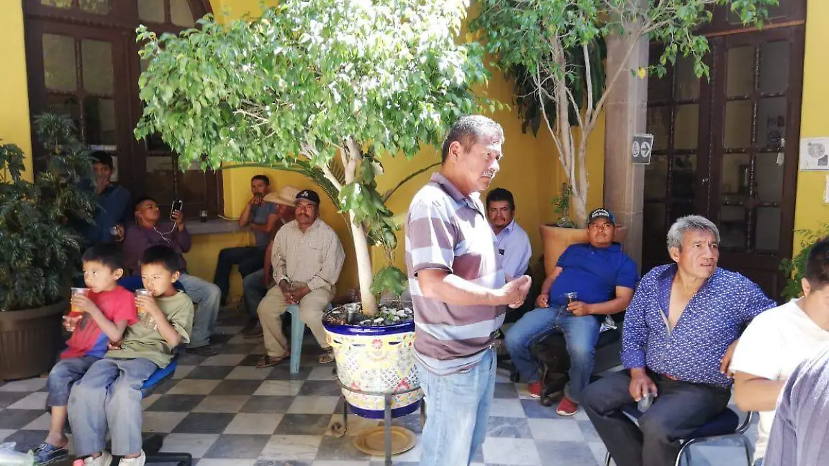 Indígenas presentan denuncia vs Xavier Nava (2)