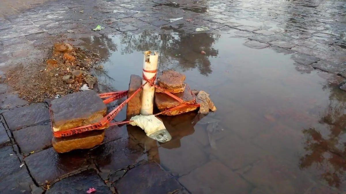 FUGA DE AGUA 1