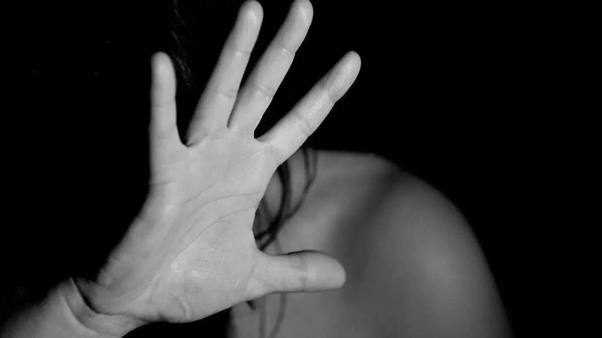 arrestan-a-presunto-poli-por-violencia-familiar-f445b34d23e9415e55280a8d55c2db5e