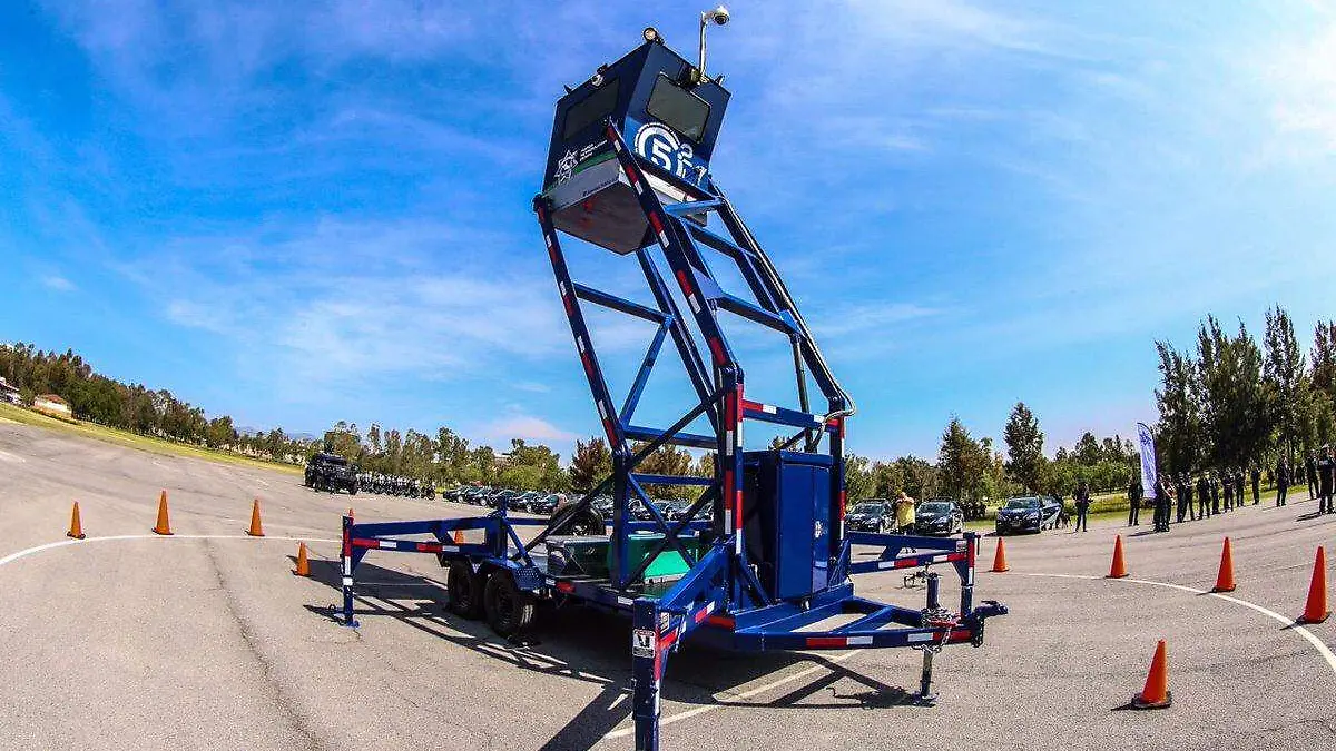 torre de video-vigilancia 360°