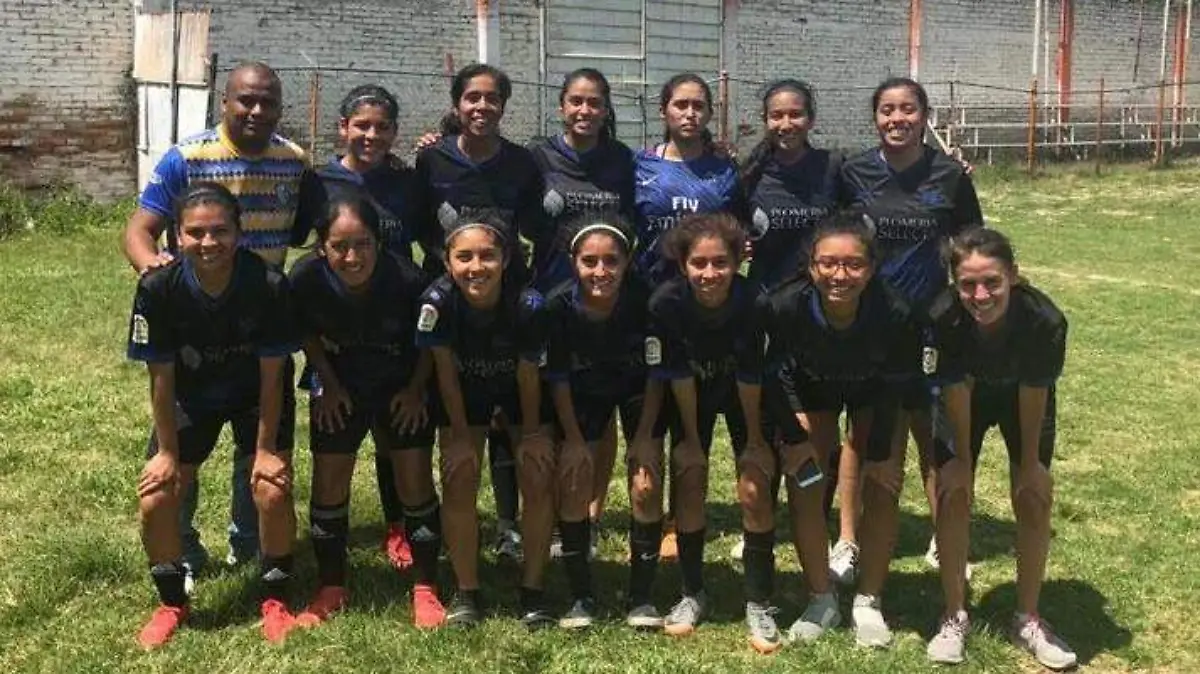 Guerreras FCA´s ante Esmeraldas de León