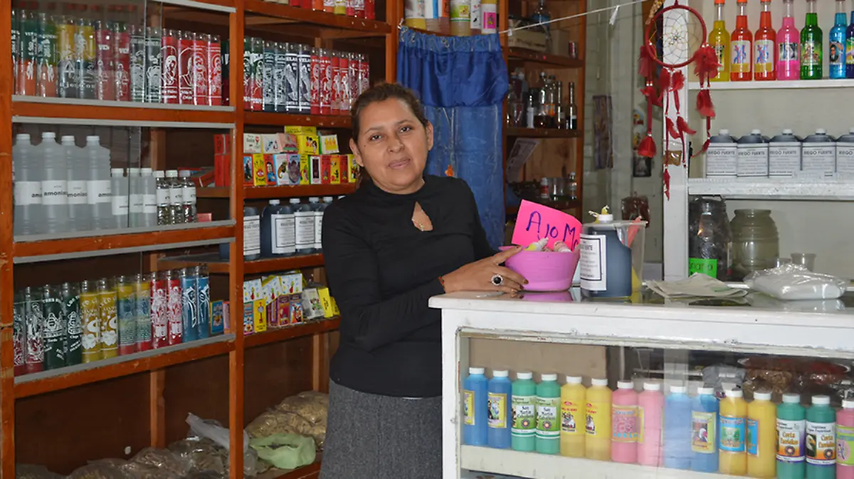 CURANDERA-ROSA--MARIA-ZAPATA-(2)