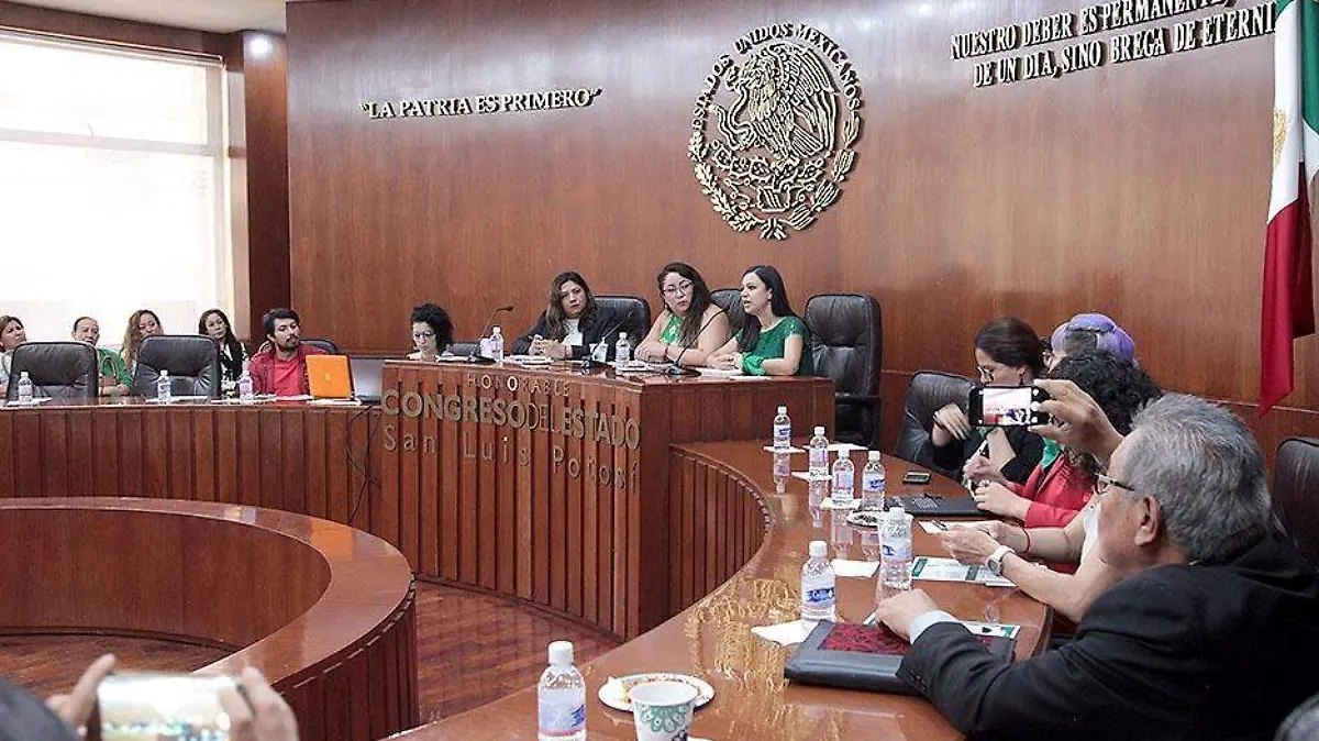 Foro “Maternidades Libres, Mujeres Autónomas