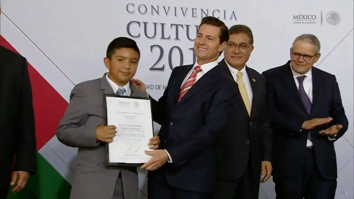 segundo lugar nacional en Olimpiada del Conocimiento Infantil