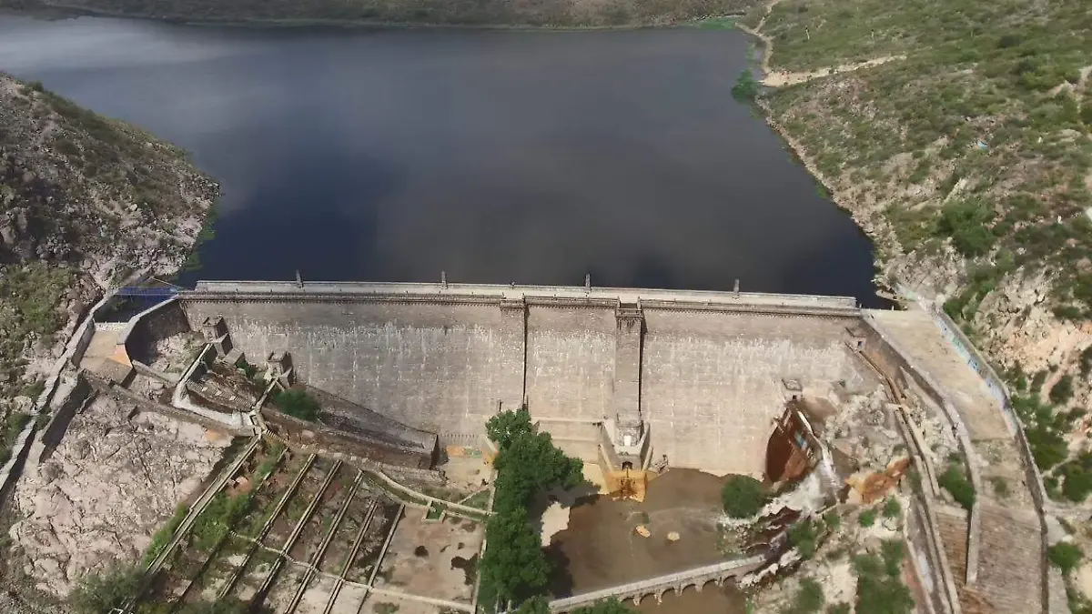 Presa San José