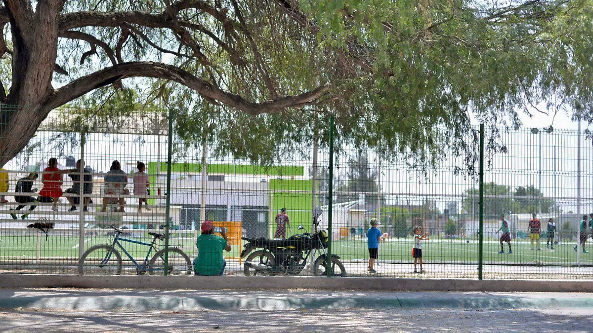 ab156693-9f9b-460e-92a4-ac934dd614d6