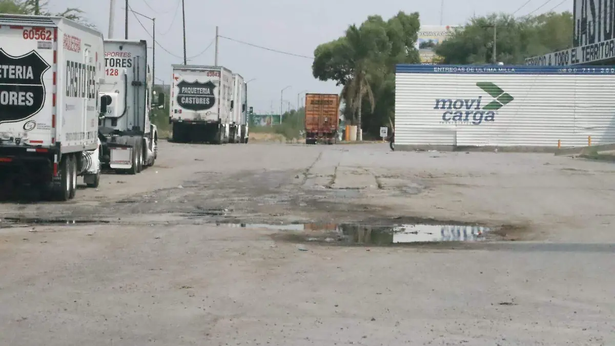 Laterales carretera 57 (2).jpg