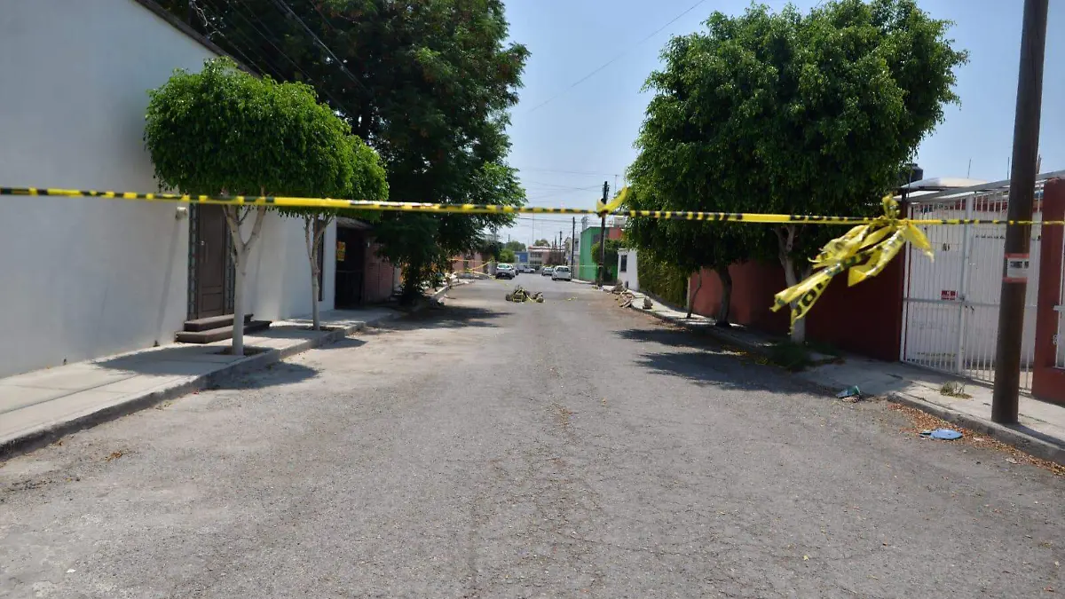 “Brotan” socavones al norte de la capital potosina