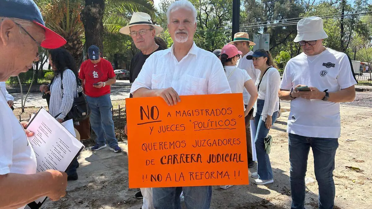 Manifestación Potosinos con Valor