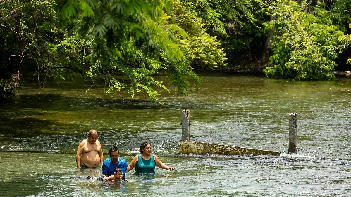 Canto de agua en Tambaque