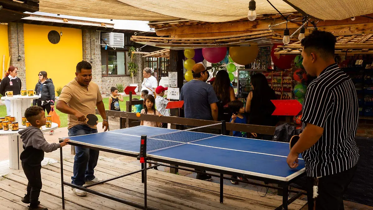 Mesa de ping pong al aire libre en Los Adobes Campestre: