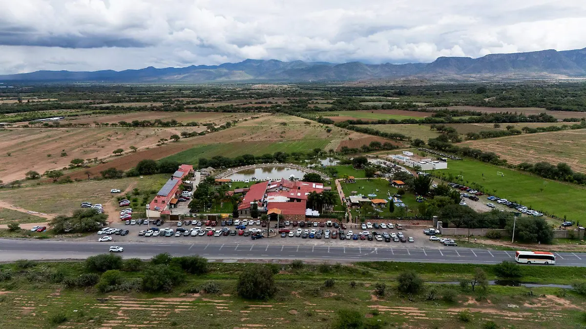 Los Adobes Campestre