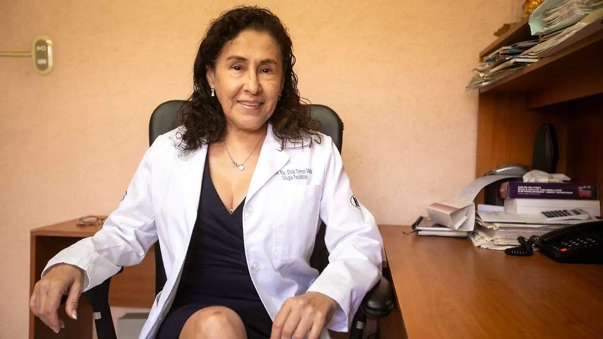 Dra Elvia Torres del Colegio Médico
